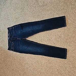 Levi's Totally Shaping pull on skinny jeans